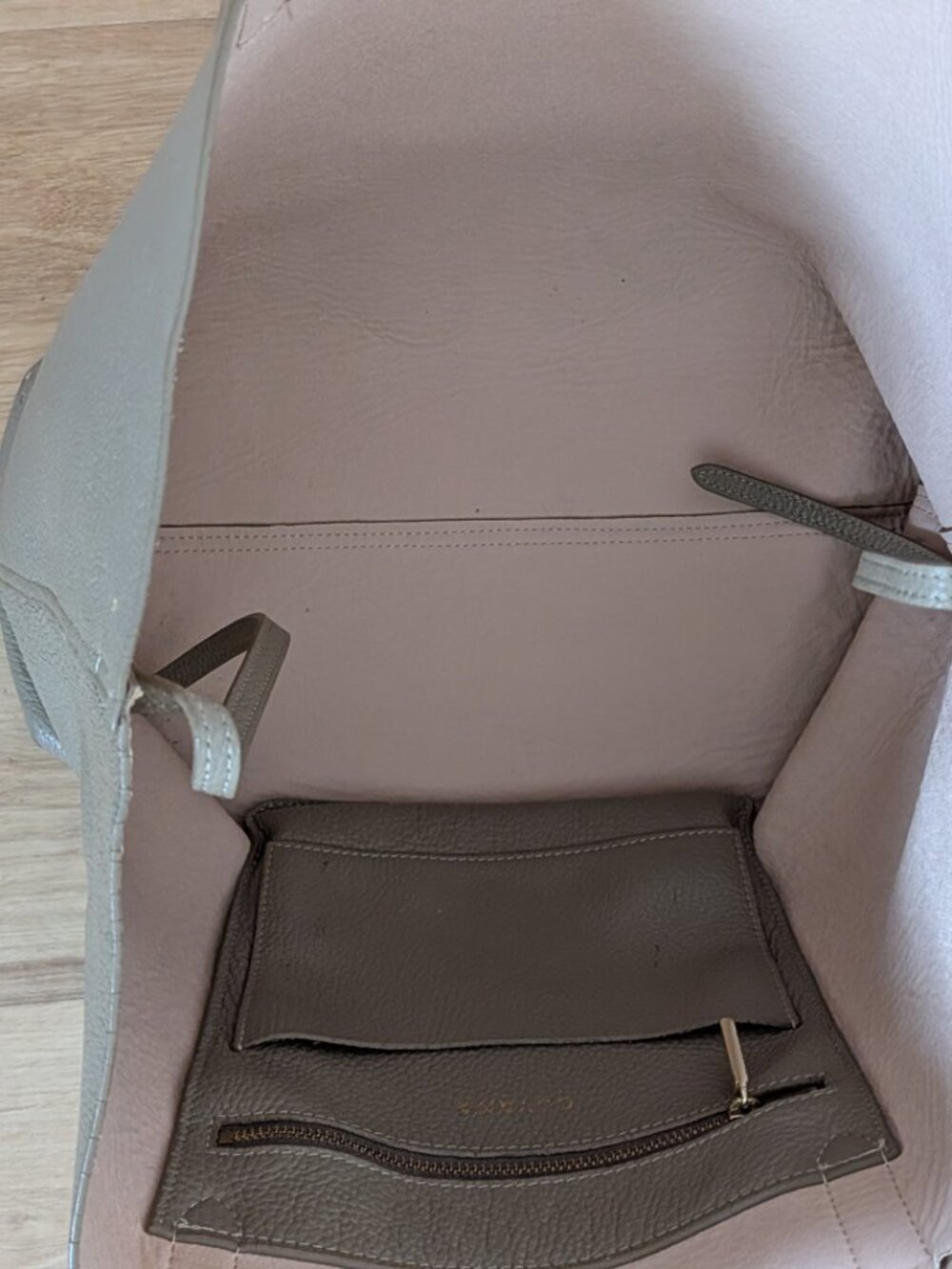 Cuyana Leather Tote Bag Taupe Pebbled Minimalist Shoulder Bag Work Everyday READ - Picture 13 of 16